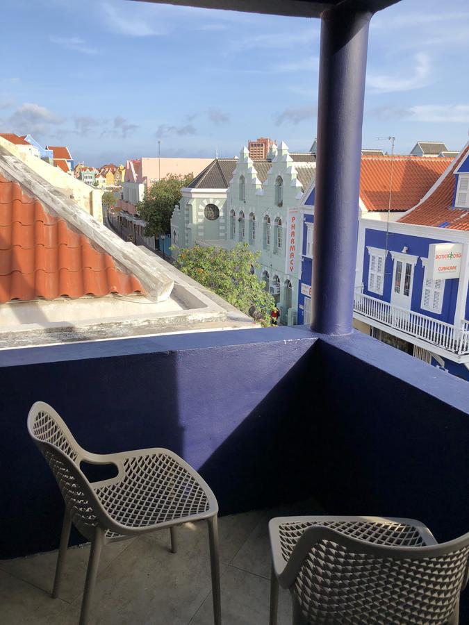 Curacao Suites Hotel Виллемстад Экстерьер фото