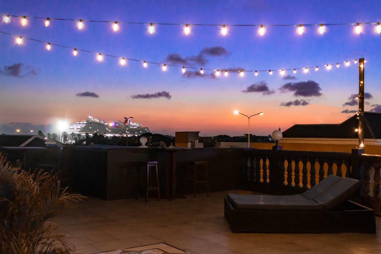 Curacao Suites Hotel Виллемстад Экстерьер фото